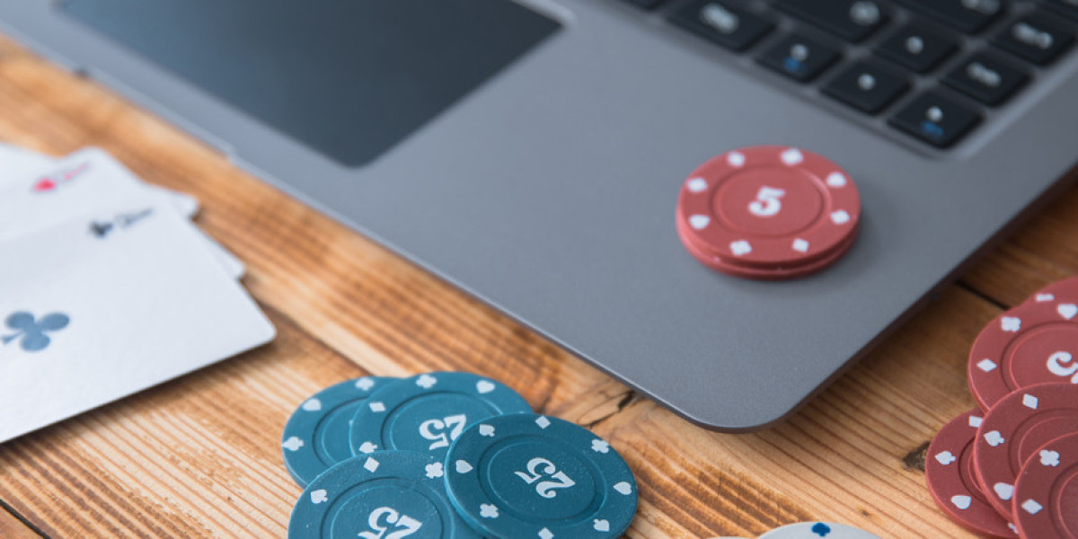 Exploring the World of Online Gambling: How Casino79 Excels in Scam Verification