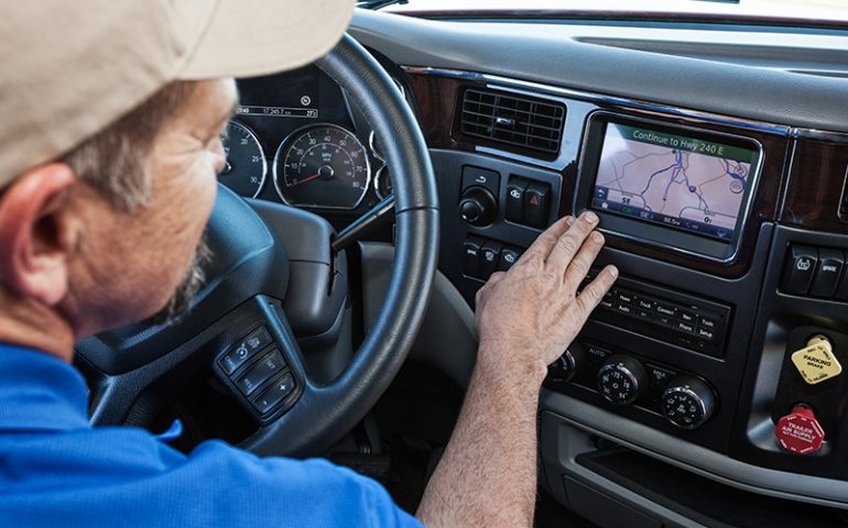 How Does A GPS Tracking Software Work